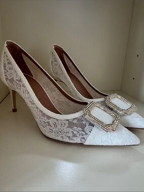 Malone Souliers Monroe 70 White Lace Heeled Pumps – Size 37